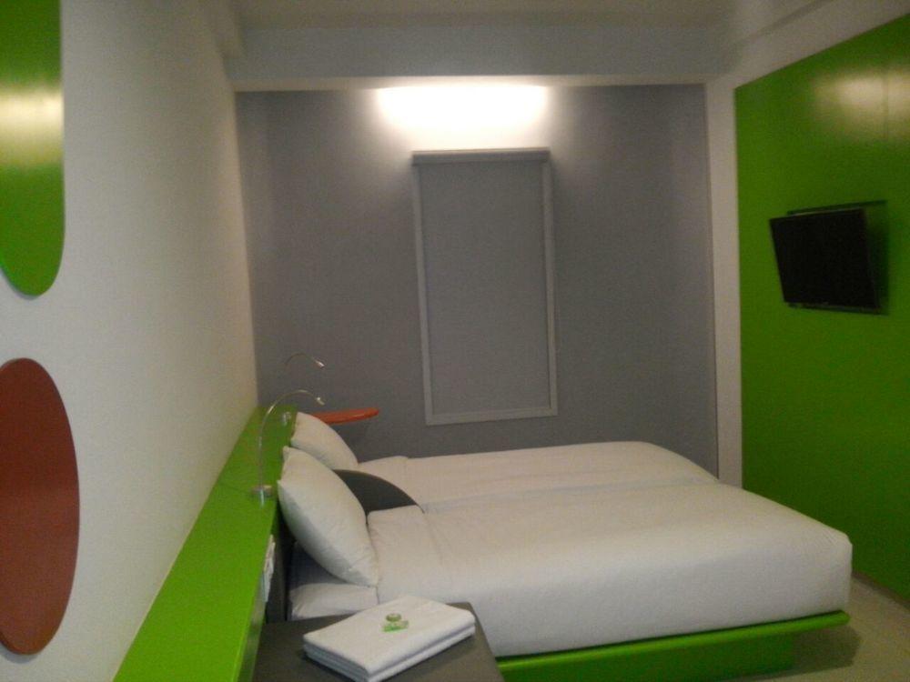 Hotel Urban Styles Hitz Kuta Kuta Lombok Esterno foto