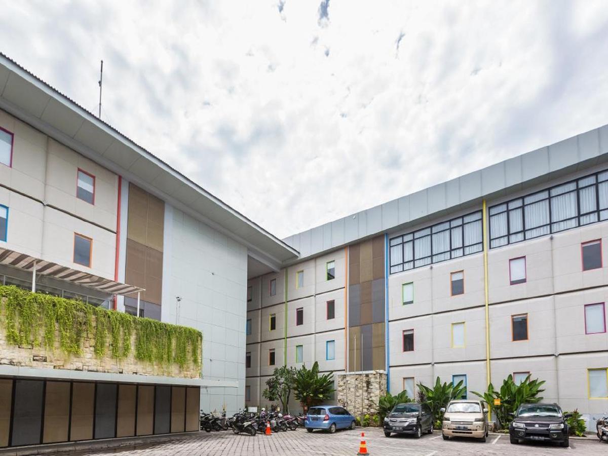 Hotel Urban Styles Hitz Kuta Kuta Lombok Esterno foto