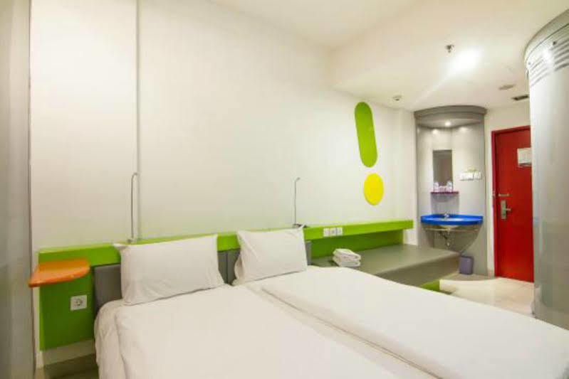 Hotel Urban Styles Hitz Kuta Kuta Lombok Esterno foto